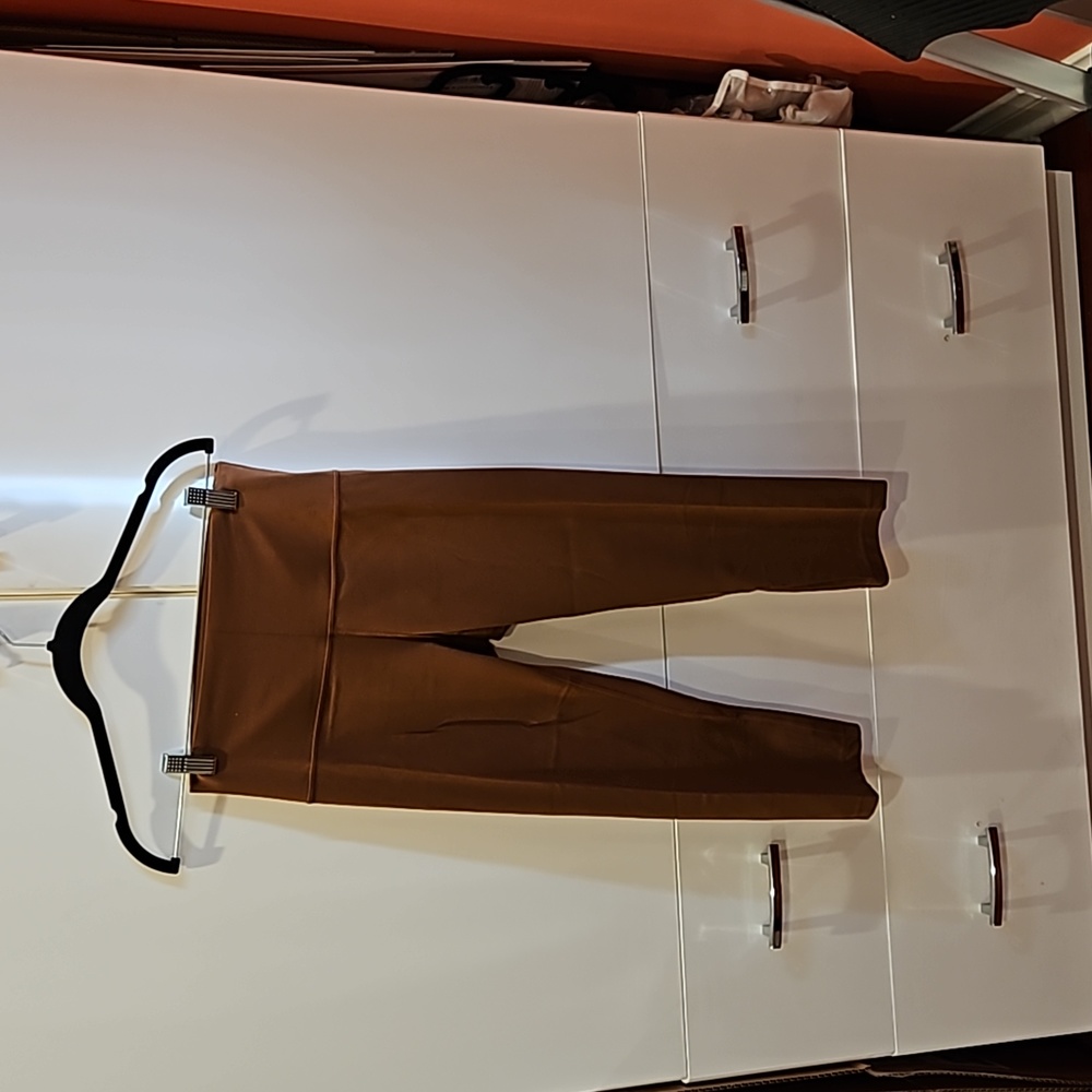 Lululemon Legging Roasted Almond Color